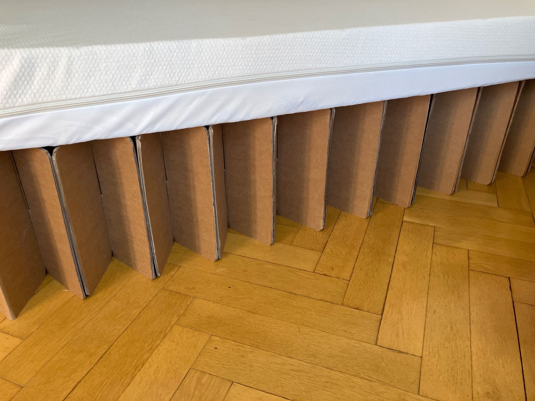 Betten: Bett – Gebraucht aus Basel von Zorro_8 2