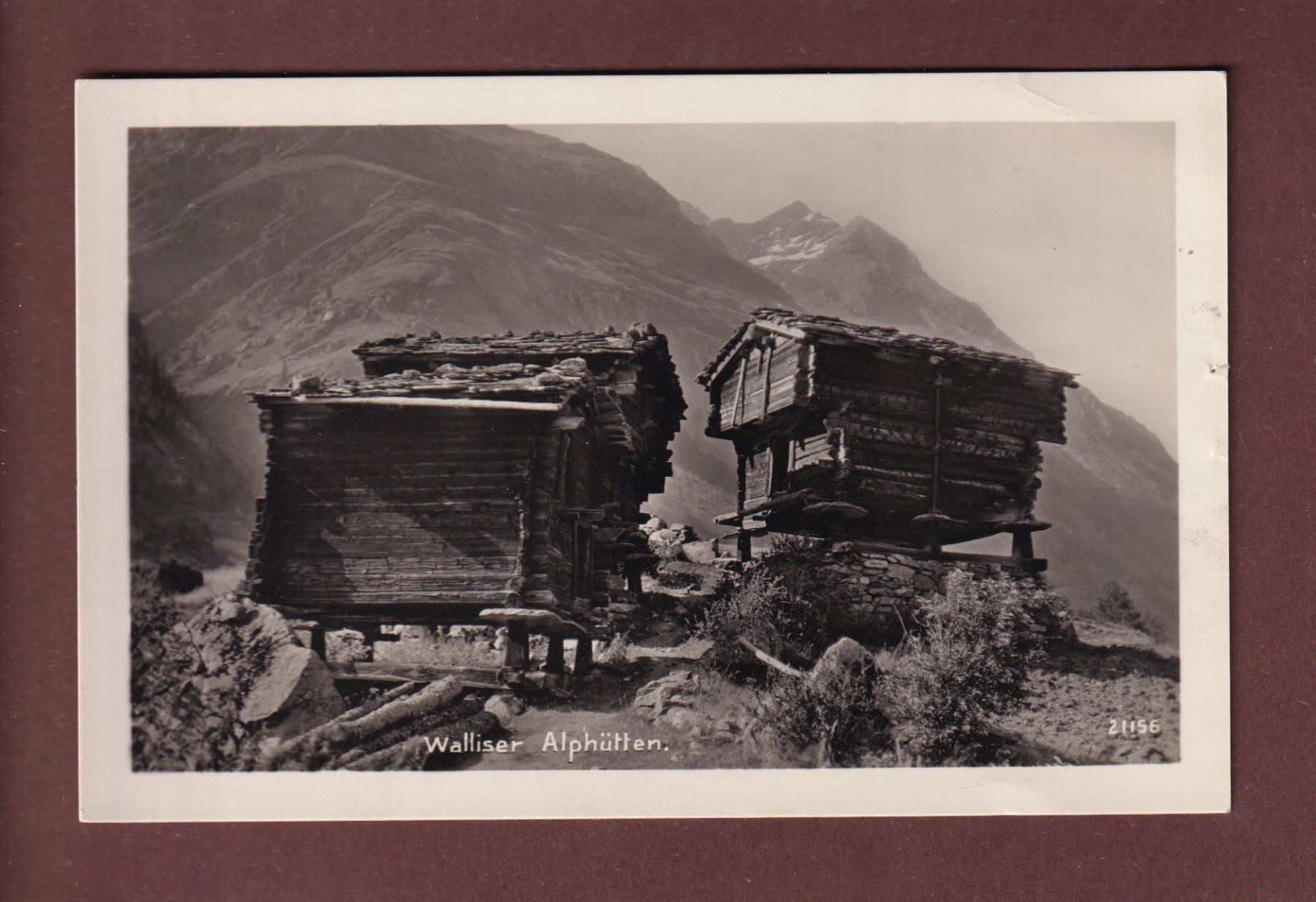 Cartoline postali: WALLIS / VALAIS - Alphütten / Mazots – Usato da Pully venduto da nicecards-shop