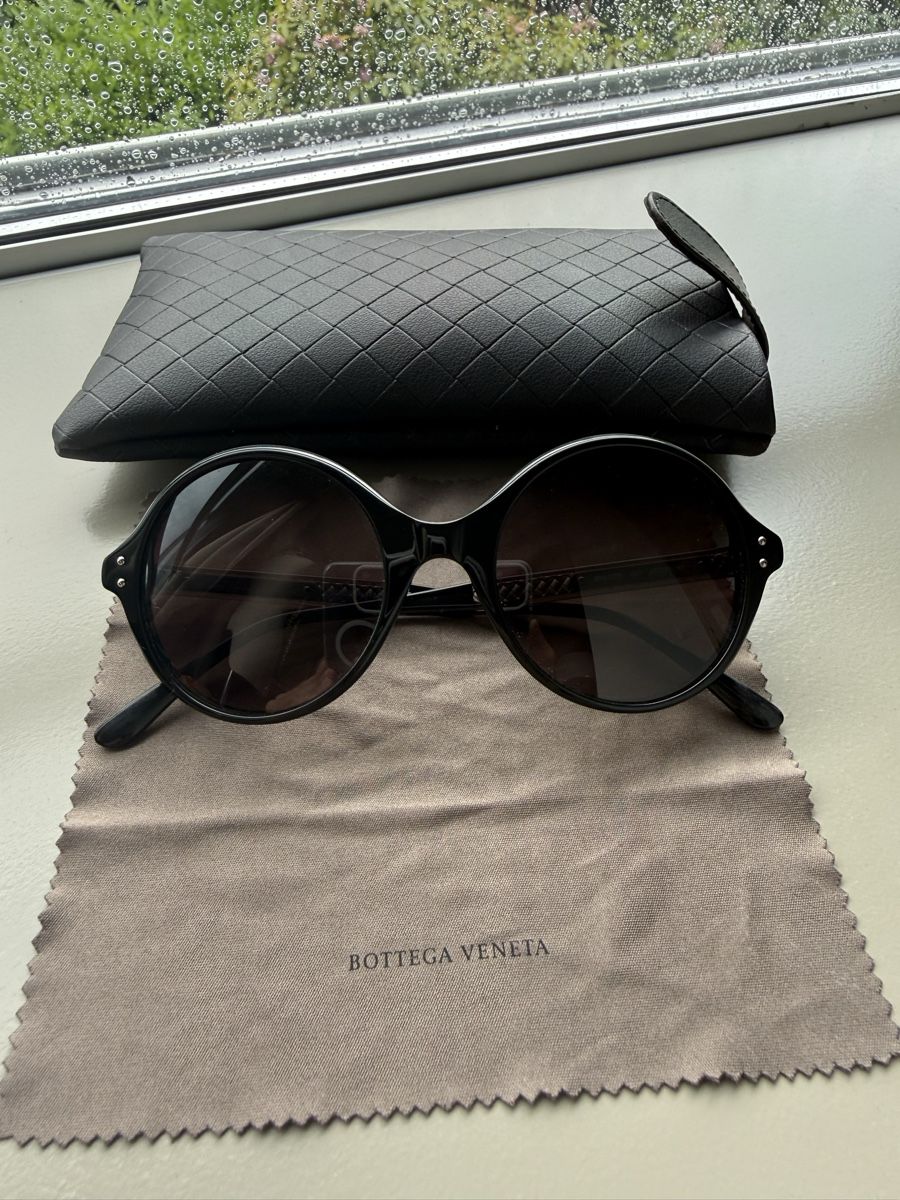 Bottega Veneta Occhiali & Lenti: Bottega Veneta Timeless Elegance Sunglasses, new – Nuovo e nell'imballaggio originale da Zürich venduto da EShopping81