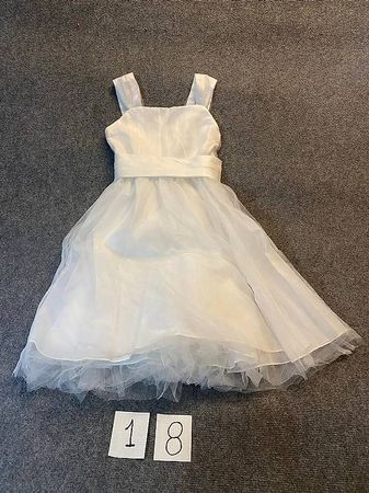Robe princesse Dejean neuve pour petite fille