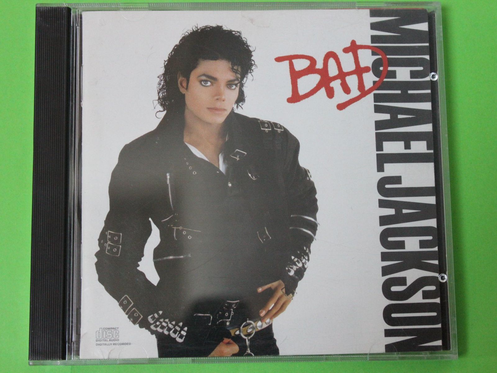 CD: Michael Jackson - Bad CD USA Booklet Canada (Label: Epic) – Usato da Tübach venduto da JamesStone 1