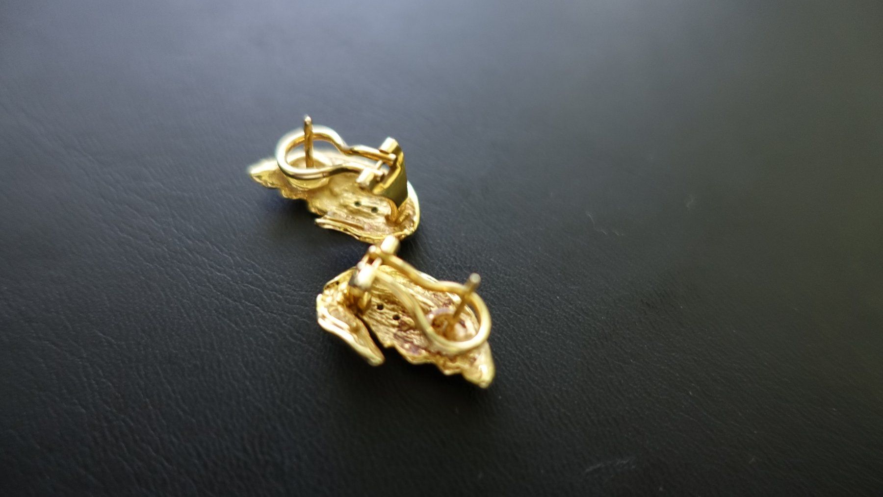 Orecchini pendenti & Orecchini a lobo: Ohrstecker 585er Gold mit zwei Brillianten – Usato da Fürigen venduto da mari-anne1 1