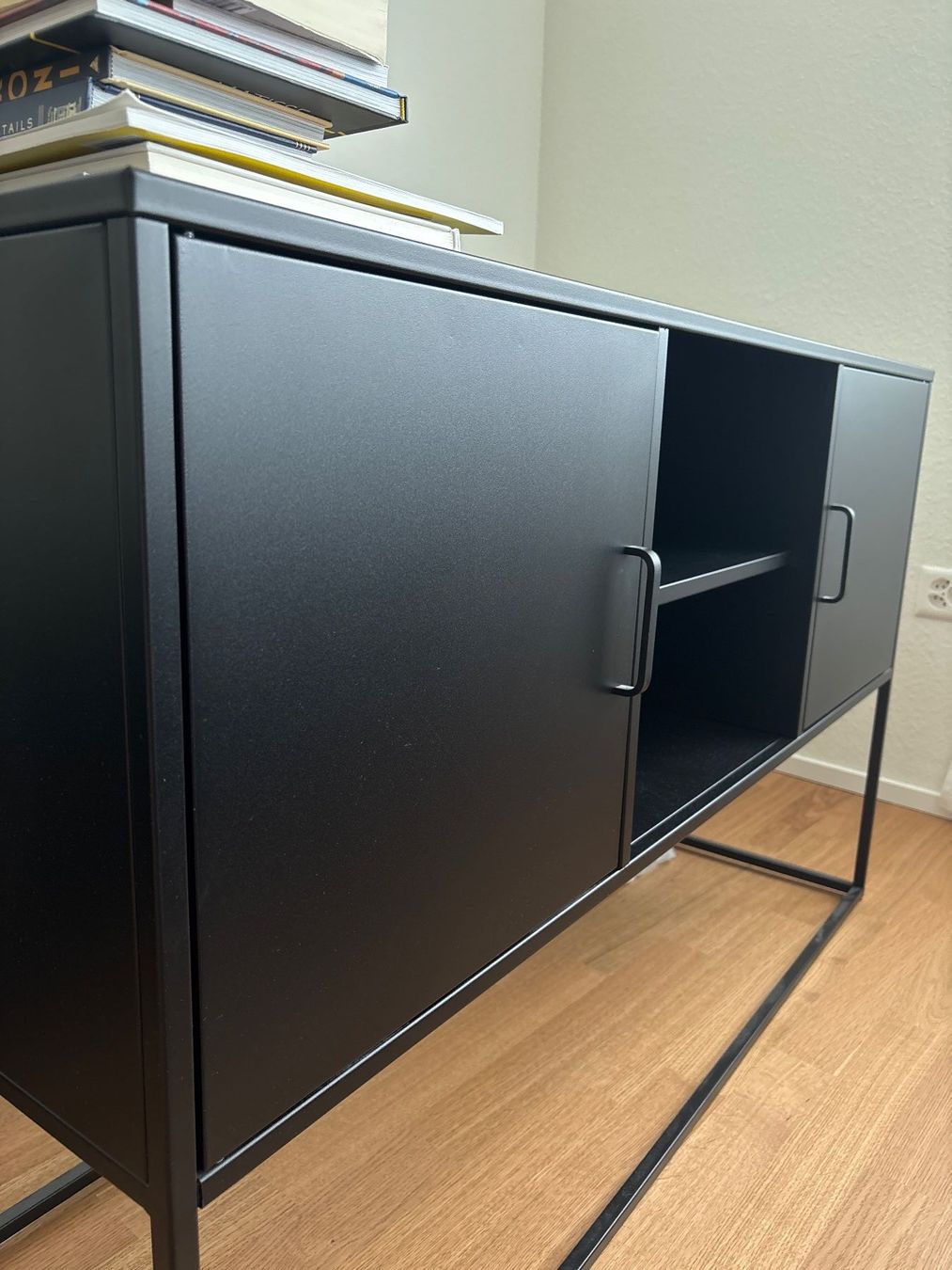 Livique Cassettiere: Modernes Sideboard Metall - L120 B40 H75 – Usato da Zürich venduto da dar_25rl 3