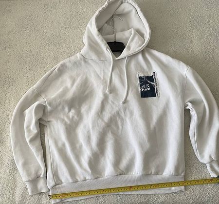 Weisser Hoodie mit Print Driving Nowhere 