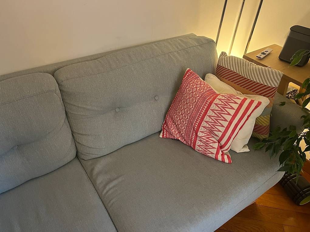 Sofas: Canapé 2 places – D'occasion à Lausanne par gat_ 3