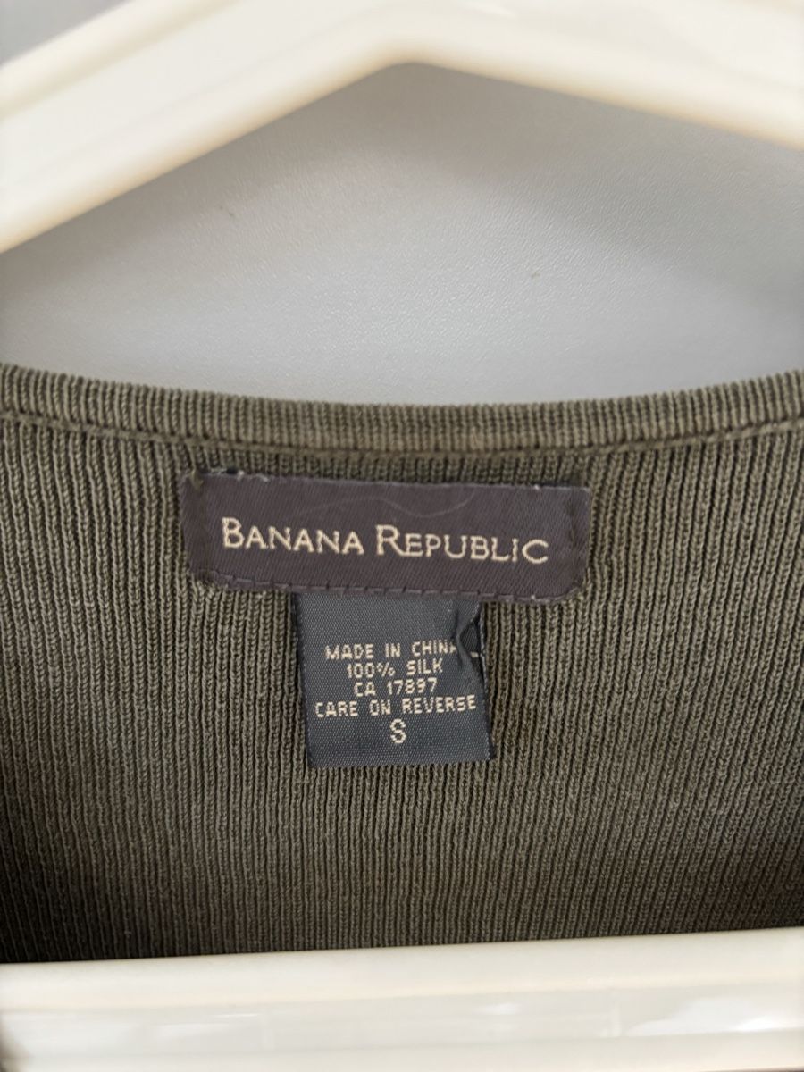 Banana Republic Top: Top Banana Republic S 100% Seide – Usato da Fribourg venduto da dafral 2
