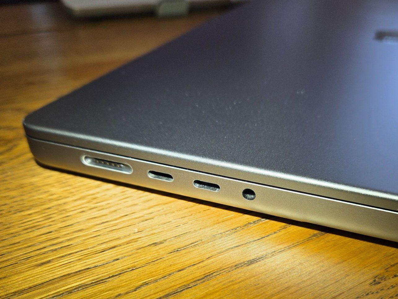 Apple Notebook: MacBook Pro 16 M1 Pro  1TB SSD Excellent état – Usato da Bulle venduto da iwa_snz5 5