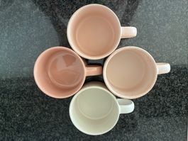 4 Tassen Pastellfarben