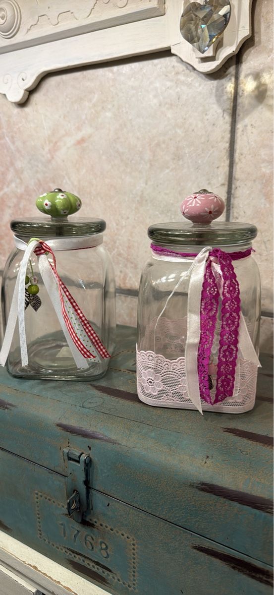 Altro in Decorazioni & Accessori: Glasdose mit Möbelknopf – Usato da Schaffhausen venduto da Ibag