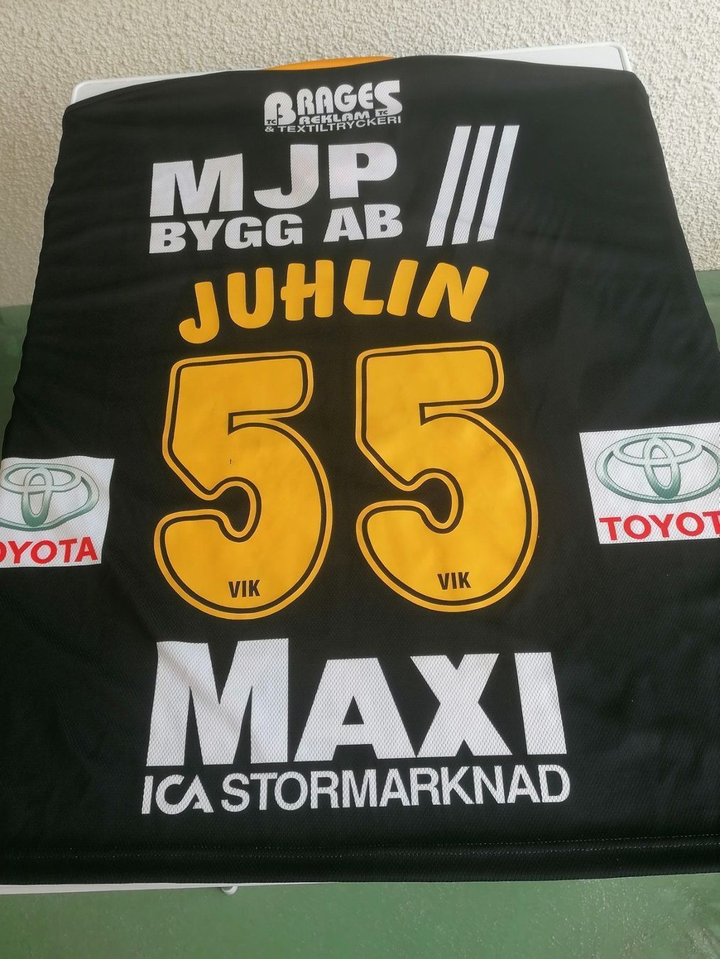 Trikots: Original Trikot Patrik Juhlin von 2007 – Neu (gemäss Beschreibung) aus Bern von