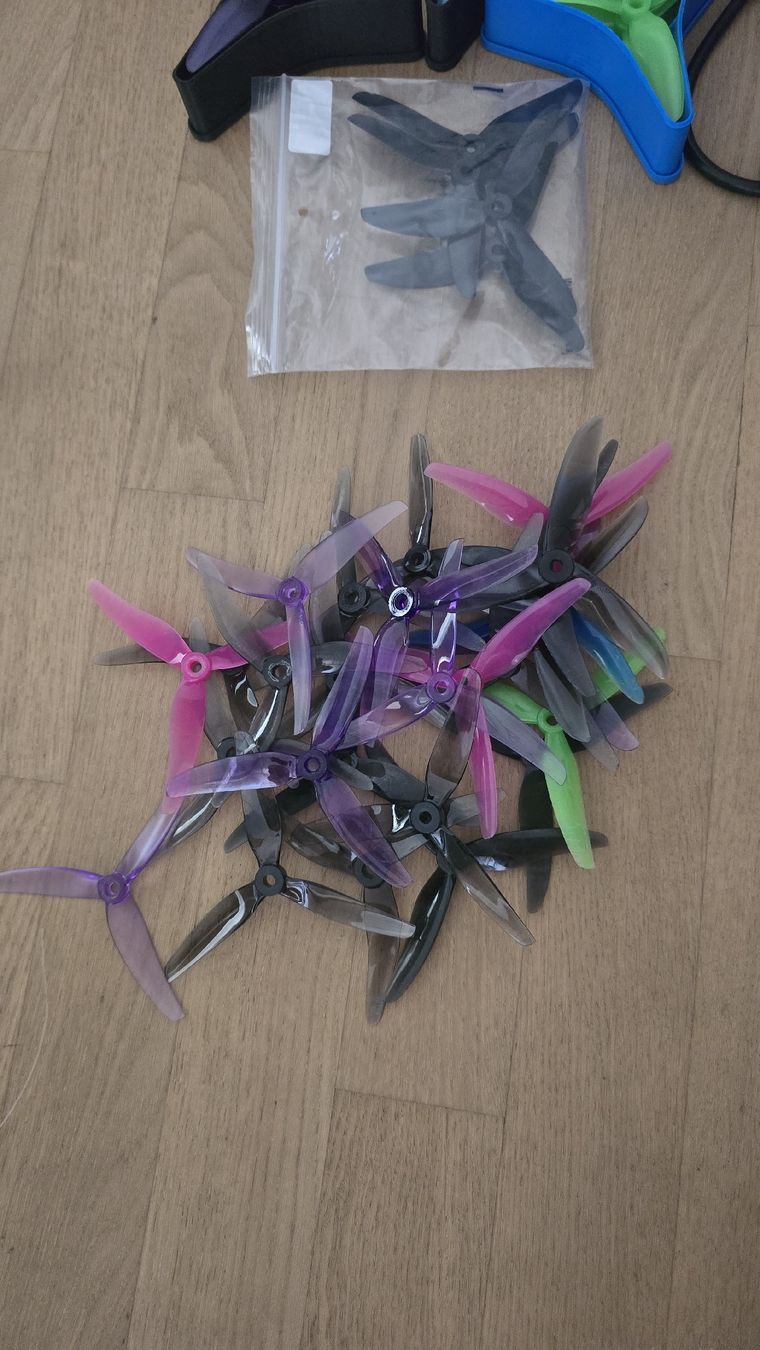 Kit di modellismo & Modellini statici: FPV Drohnen Set. – Usato da Maladers venduto da jan_cj2z 3