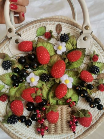 Wunderschöne Sommertasche vom ukrainischen Designer