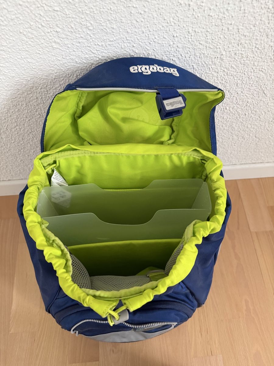 Ergobag Borse & Zaini: Ergobag Pack Blaulicht Bär 20 Liter – Usato da Seuzach venduto da kilmainham 3