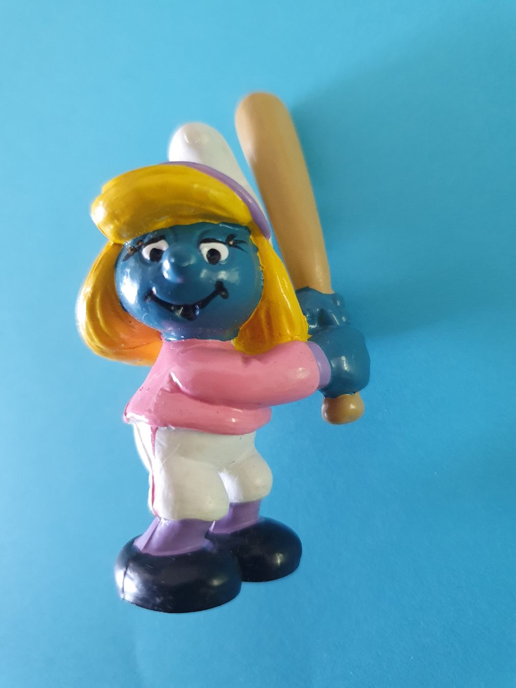 Schleich Giocattoli: SCHTROUMPFETTE JOUEUSE DE BASEBALL – Usato da Biel/Bienne venduto da Hydrox1974 1