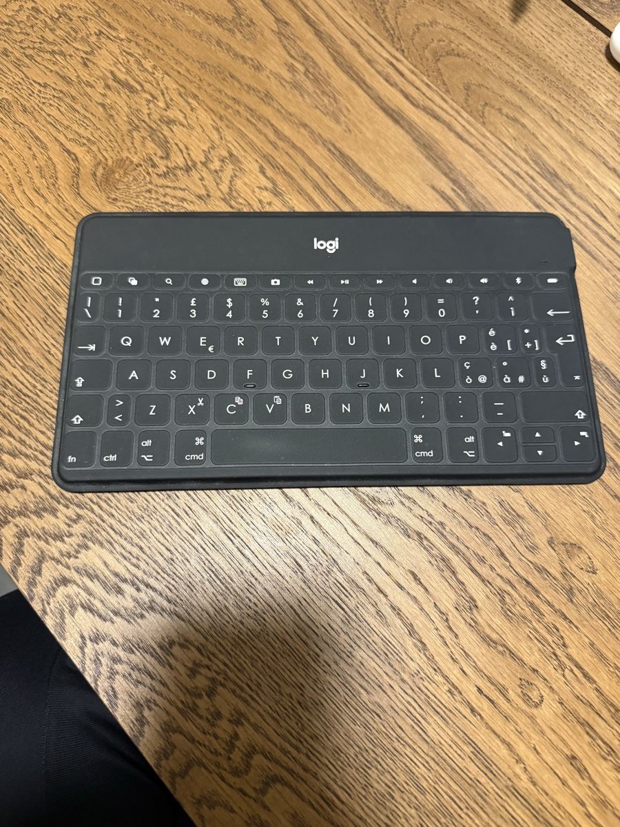 Logitech Tastiere: Logitech Keyboard for iPad – Usato da Zürich venduto da lacdl5