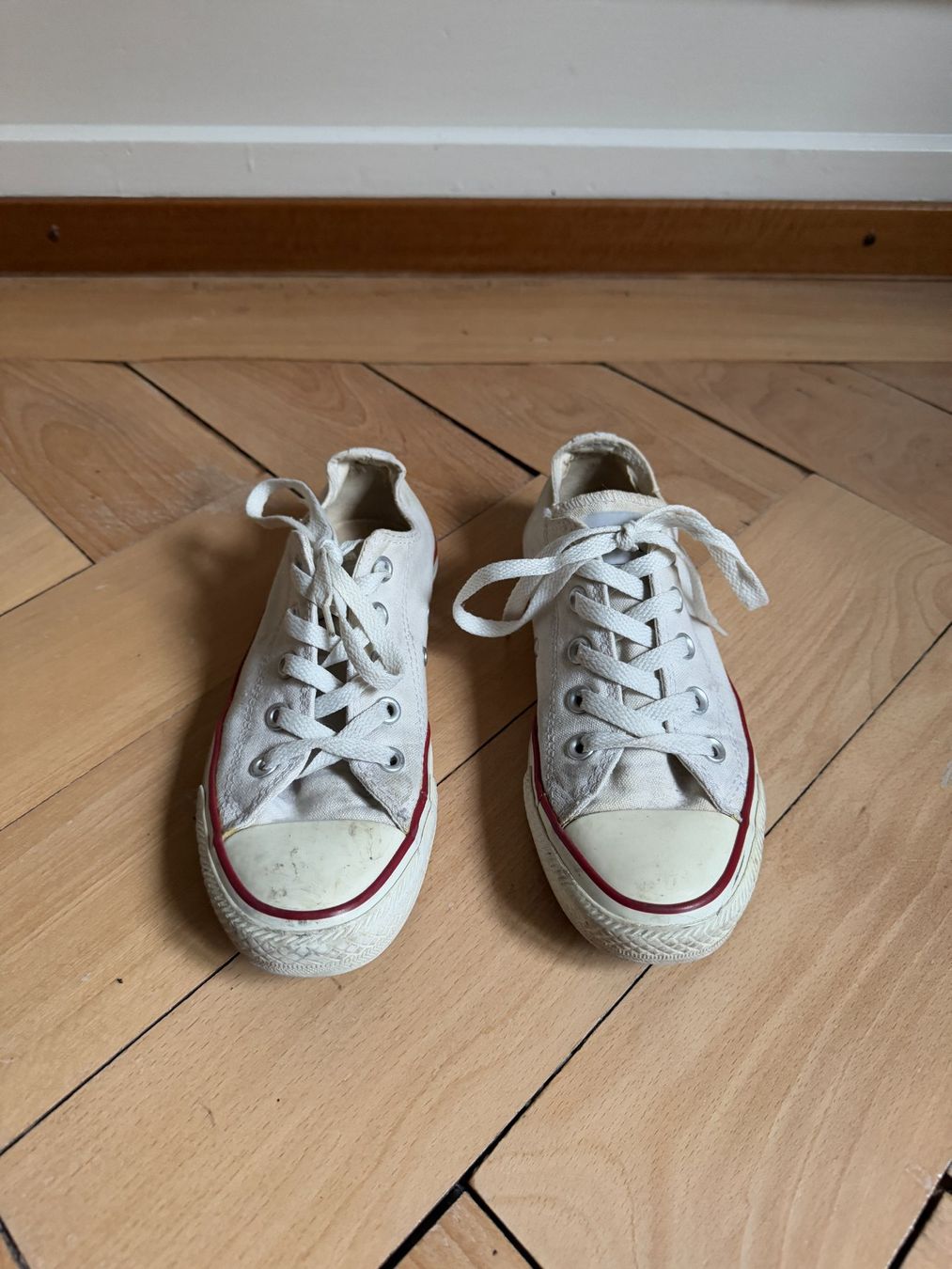 Converse Scarpe da donna: CONVERSE - Chucks Sneaker weiss 36.5 – Usato da Zürich venduto da Diazaio 1