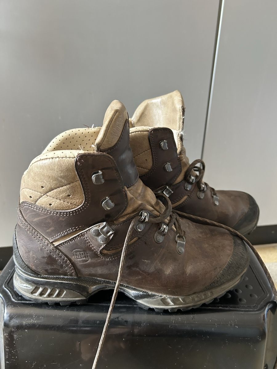Hanwag Scarpe da donna: Hanwag Wanderschuhe Hallux Vollleder – Usato da Bern venduto da Dukat