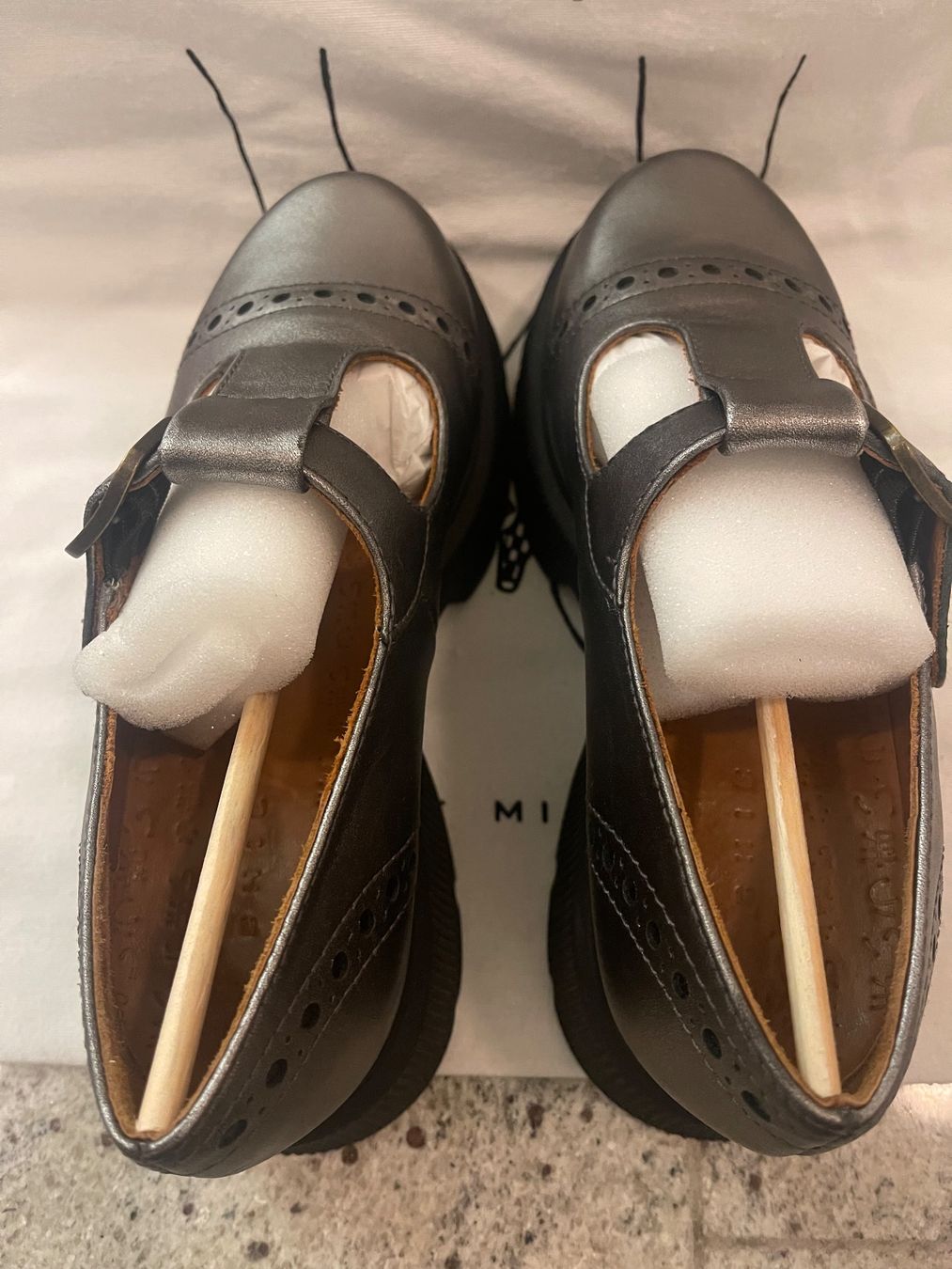 Chie Mihara Scarpe da donna: Chie Mihara Schuhe, Gr. 36, dunkel silber – Nuovo (secondo la descrizione) da Rüschlikon venduto da bur_7r8m 1