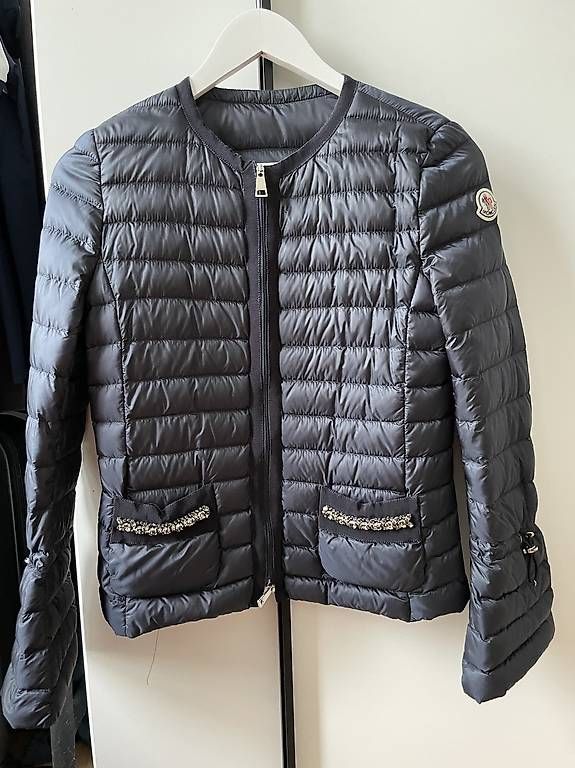 Moncler Giacche: Moncler Daunenjacke Gr. 0 – Usato da Ennetbürgen venduto da Jvek