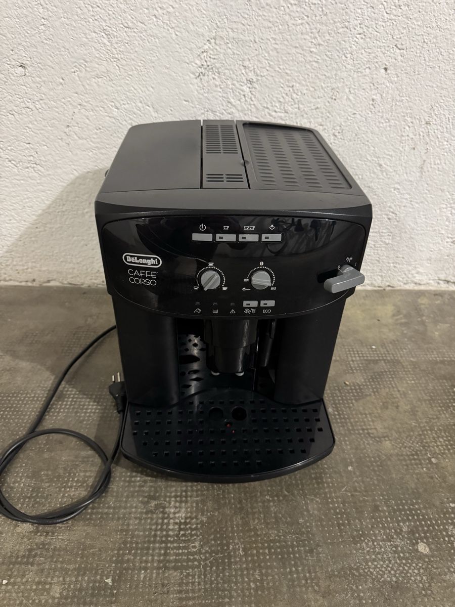 De'Longhi Machines à café & Machines à expresso: Macchina caffè DeLonghi Caffe Corso  – D'occasion à Renens VD par nic_7dnb