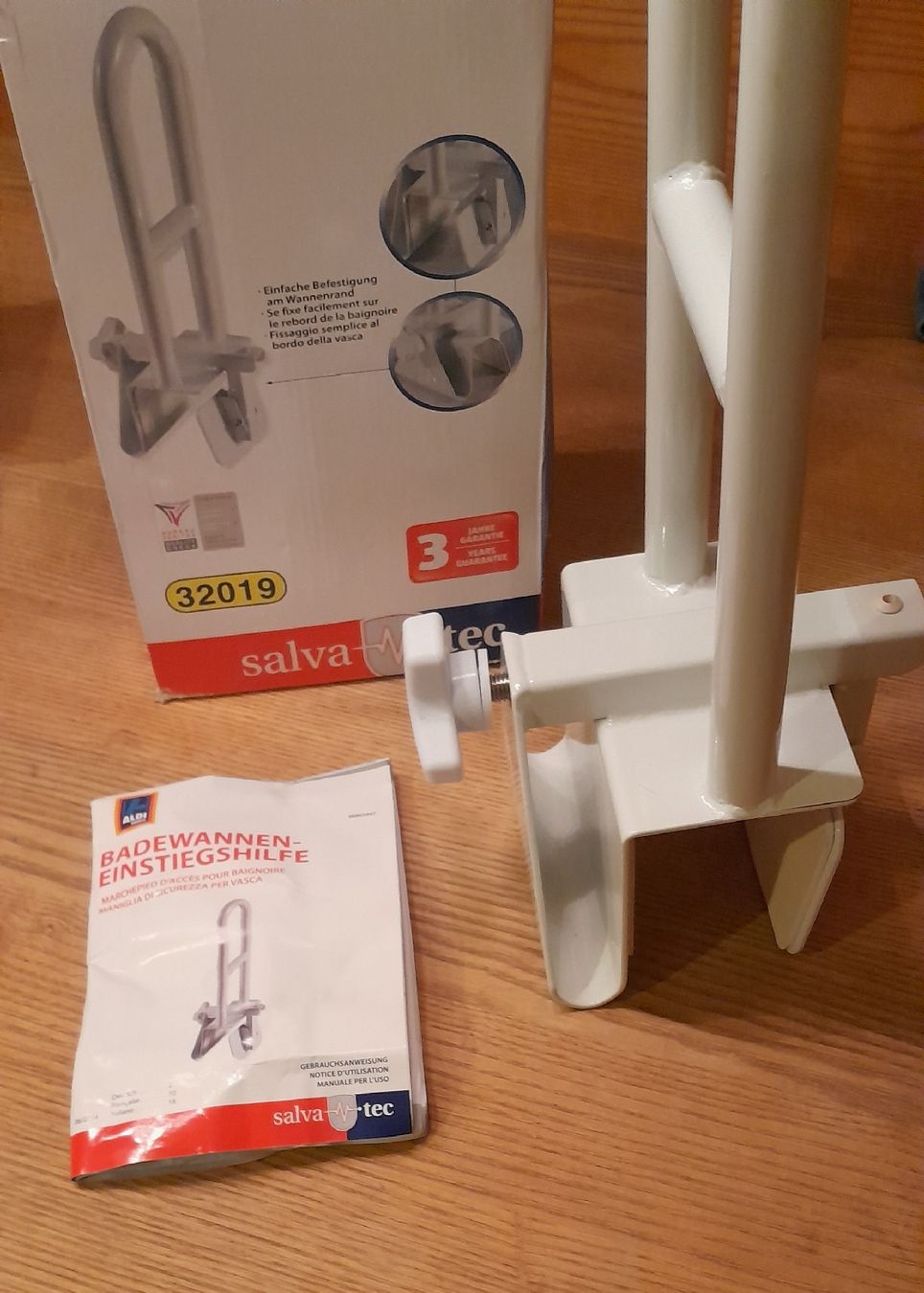 Supporti a parete: Badewanneneinstiegshilfe salva-tec 32019 neu – Nuovo e nell'imballaggio originale da Adlikon b. Andelfingen venduto da Kraemse 1