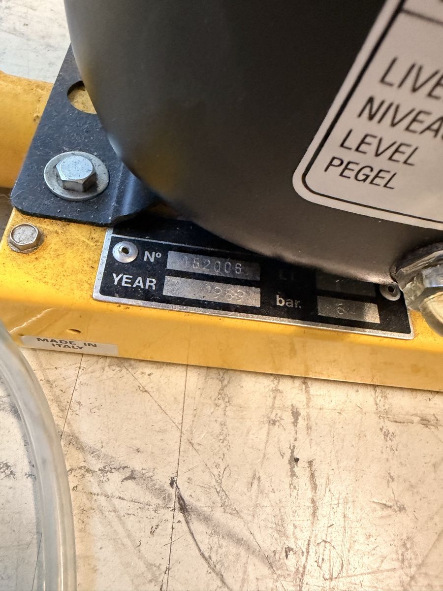 Compressori: Kompressor Werkstattgerät gelb gebraucht – Nuovo (secondo la descrizione) da St. Gallen venduto da ima_h6l9 2