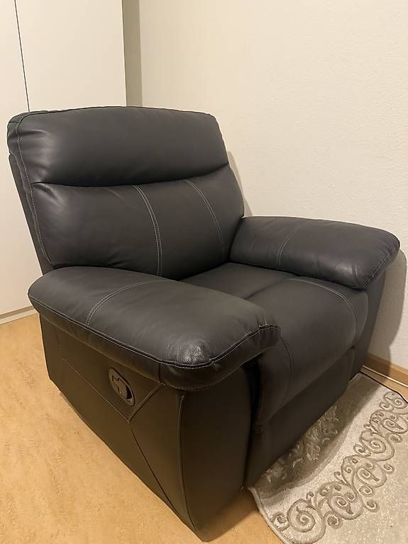 Sessel: Sessel  – Gebraucht aus Aesch BL von Amir-04red