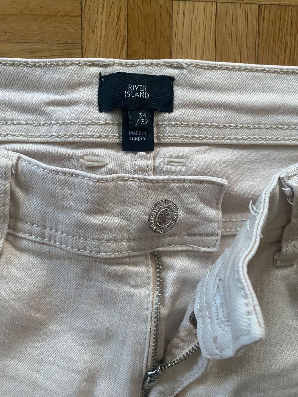 Jeans: Jeans cream River Island 34/32 – Gebraucht aus Zug von estarthyme 2