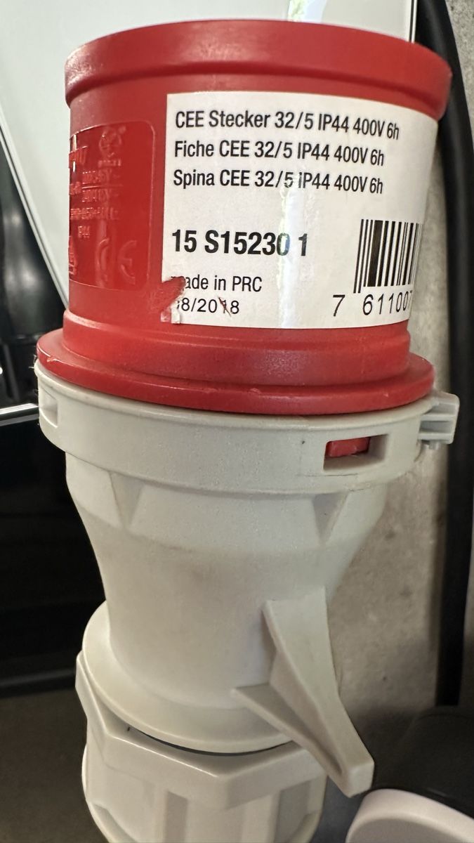 Tesla Chargeurs de batterie: Tesla Wall Conector Gen 3, Ladegerät  – D'occasion à Wohlen AG par Mustalder 2