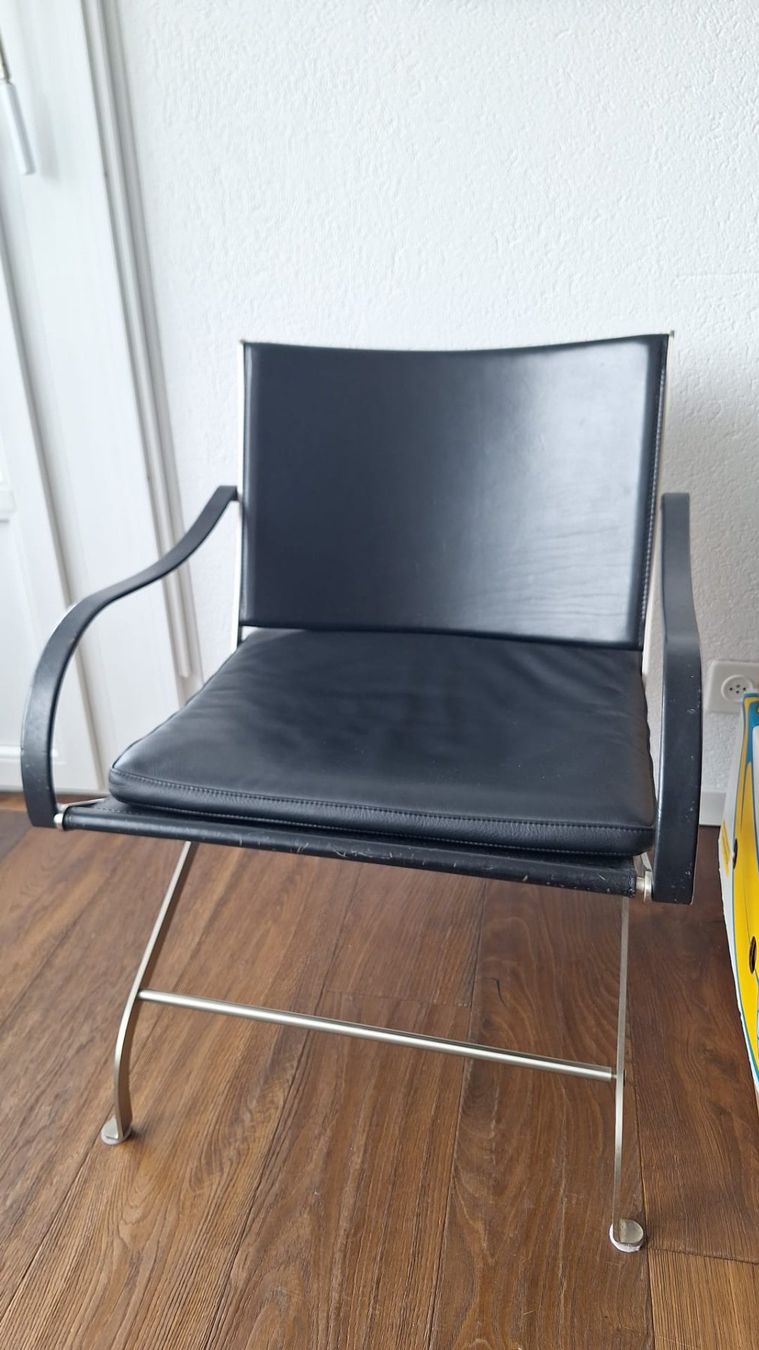 Poltrone: Designerstuhl, Lederstuhl mit Chromstahl – Usato da Gerolfingen venduto da Sinaloa