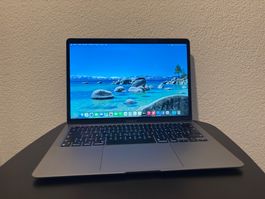 Apple MacBook Air, M1-Chip, Akkukapazität 97%, guter Zustand