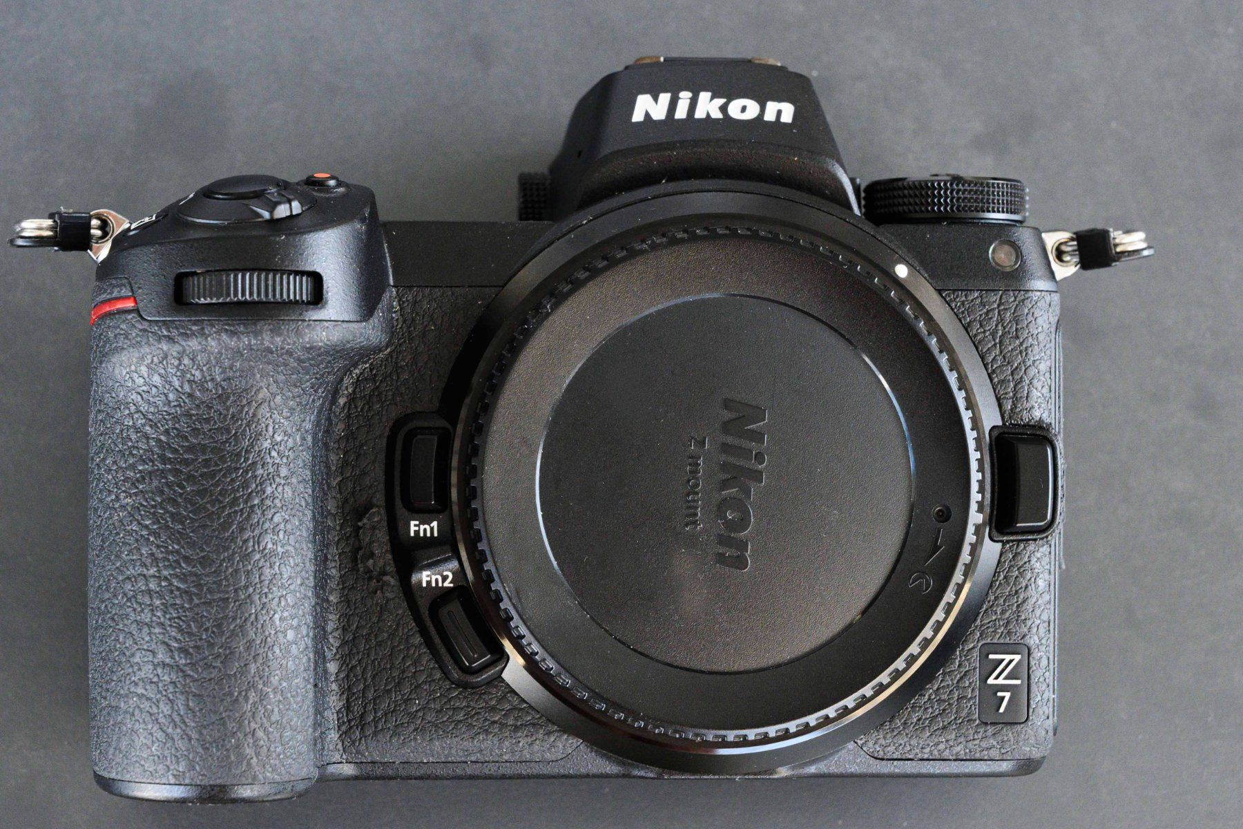 Nikon Fotocamera: Nikon Z7, Spiegellose Vollformatkamera, 45,7 Megapixel – Usato da Schwerzenbach venduto da Sinet