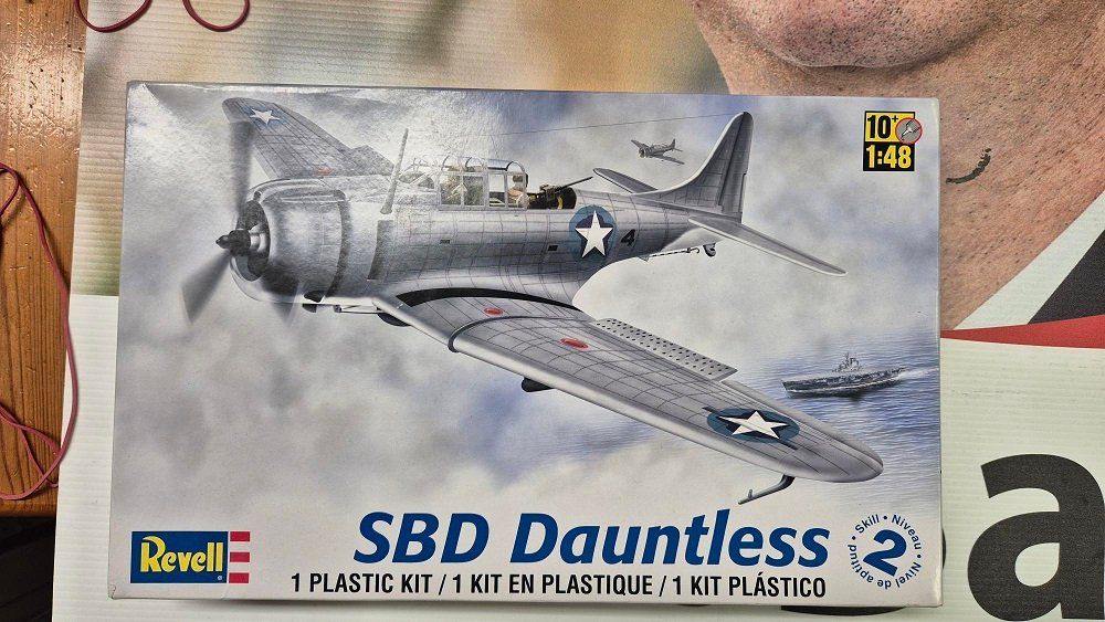 Revell Kit di modellismo & Modellini statici: 85-5249 SBD Dauntless – Nuovo (secondo la descrizione) da Wettingen venduto da Mmarb