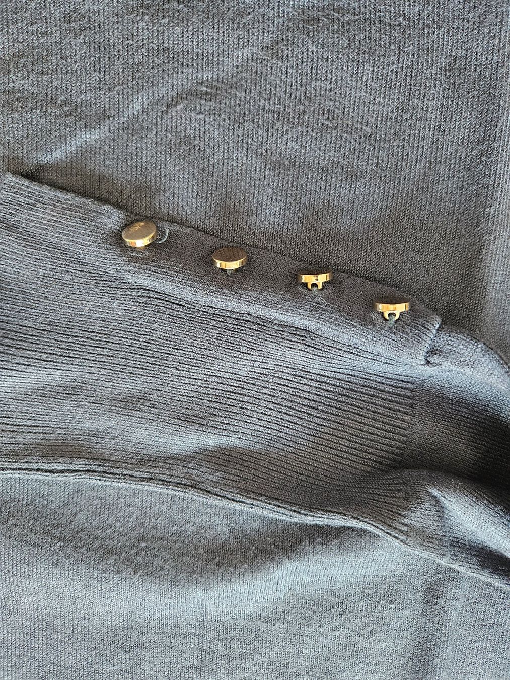 Maddison Pullover & Sweatshirts: Damen Pullover dunkelblau Grösse S – Gebraucht aus Liestal von corneb 3