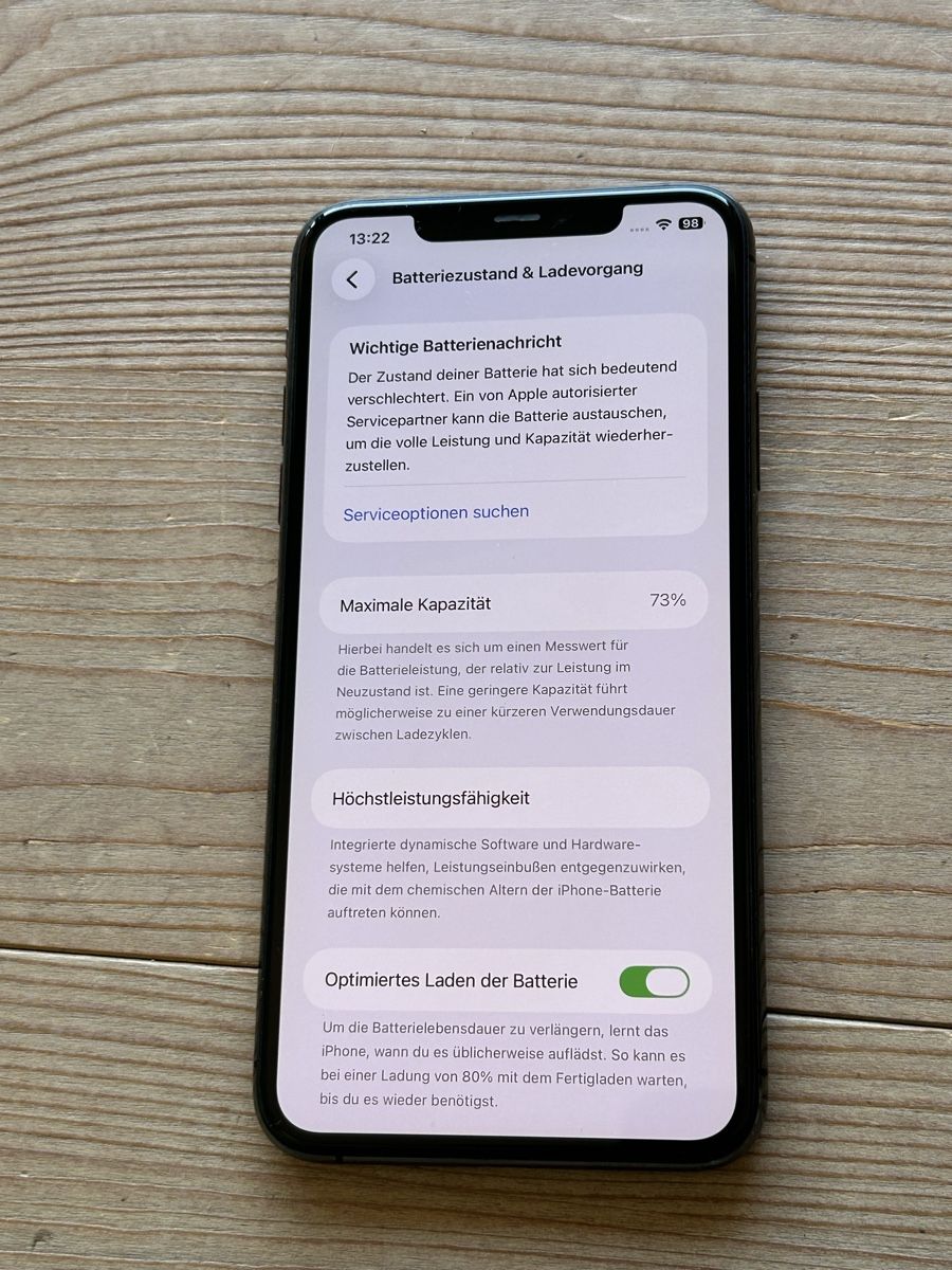Apple Telefoni cellulari / Smartphones: iPhone 11 Pro Max 256GB – Usato da Güttingen venduto da Wasser9