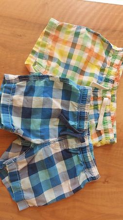 2x kurze Hose Gr. 92 H&M
