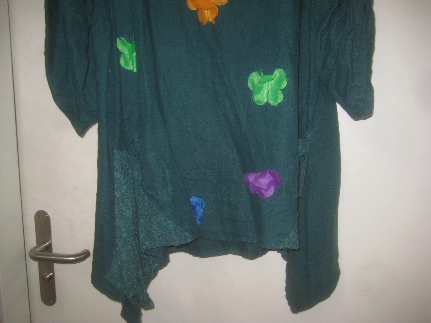 Blusen: FASNACHT  BLUSE    MIT BLUMEN – Gebraucht aus Uster von flocke1 2
