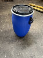 Grosse, blaue Regentonne/Wasserfass mit Deckel, 60 Liter