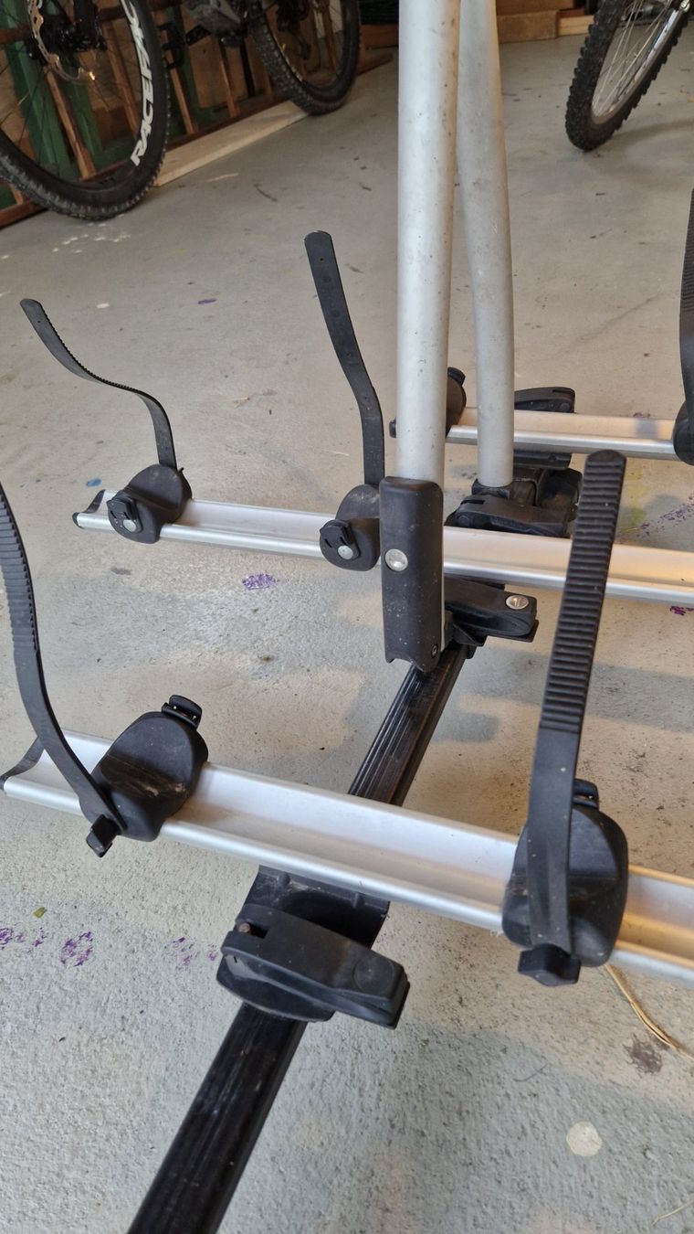 Thule Barres de toit: Fahrradträger – D'occasion à Wängi par mas_7ldd 5