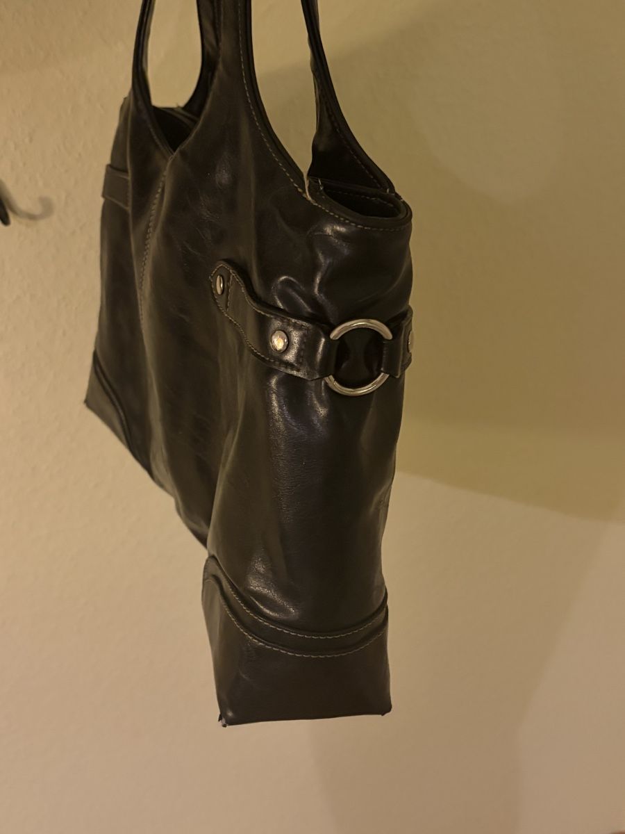 Taschen für Damen: Vintage Leder Tasche – Gebraucht aus Basel von pau_w9yw 4