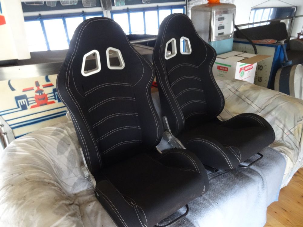 Sportsitze Schalensitze für Auto NEU