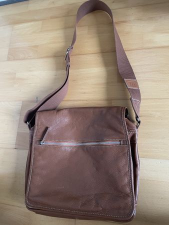 Marimekko Schultertasche aus Leder