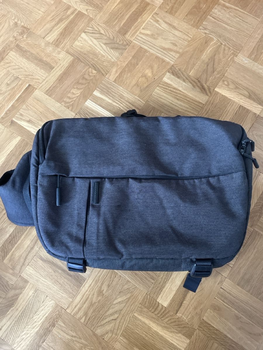 Sacs à dos: Kamerasling von Incase – D'occasion à Zürich par Sasori