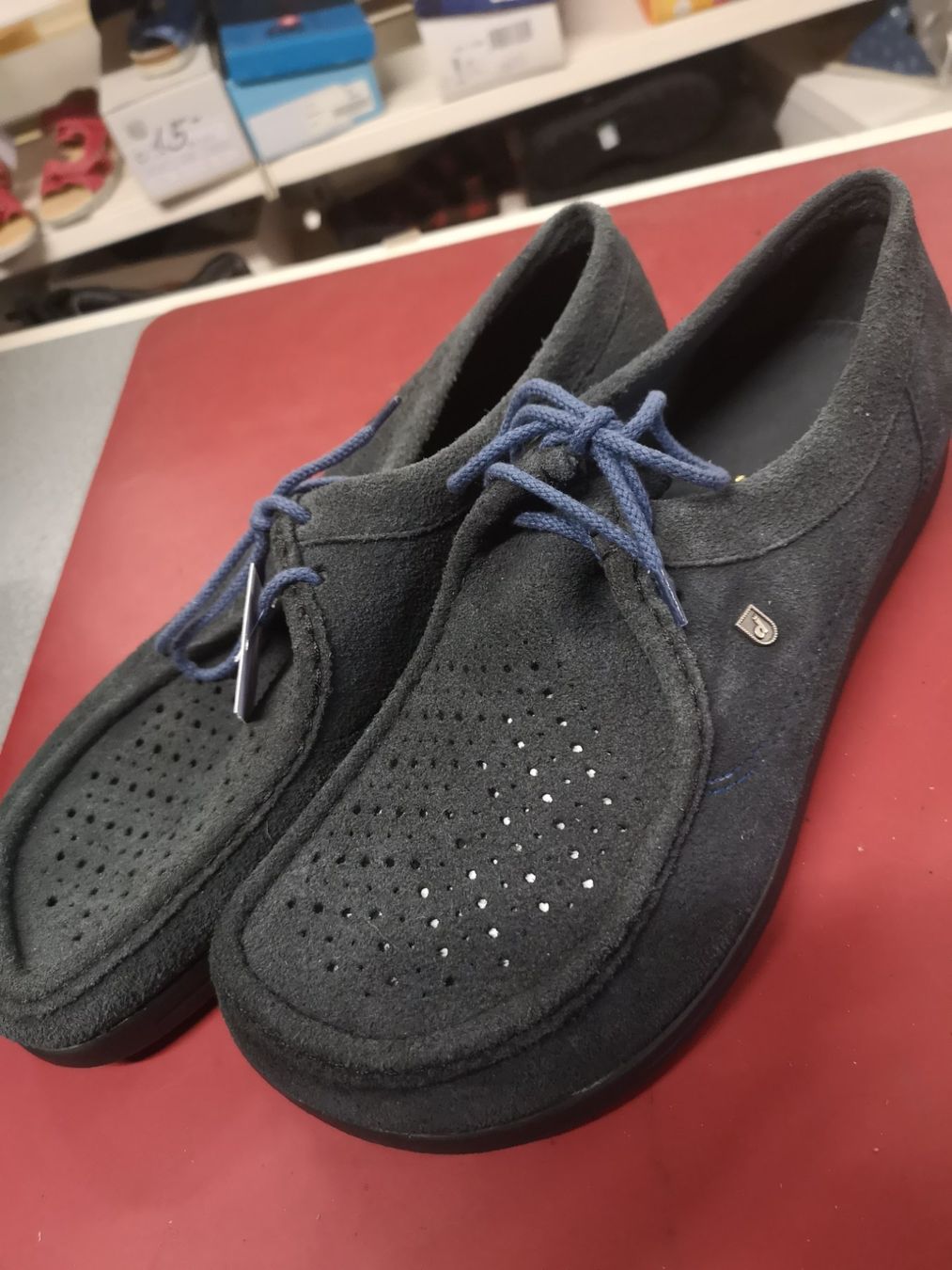 Helvesko Chaussures hommes: Helvesko – Neuf avec emballage d'origine à Möhlin par Highwaytom