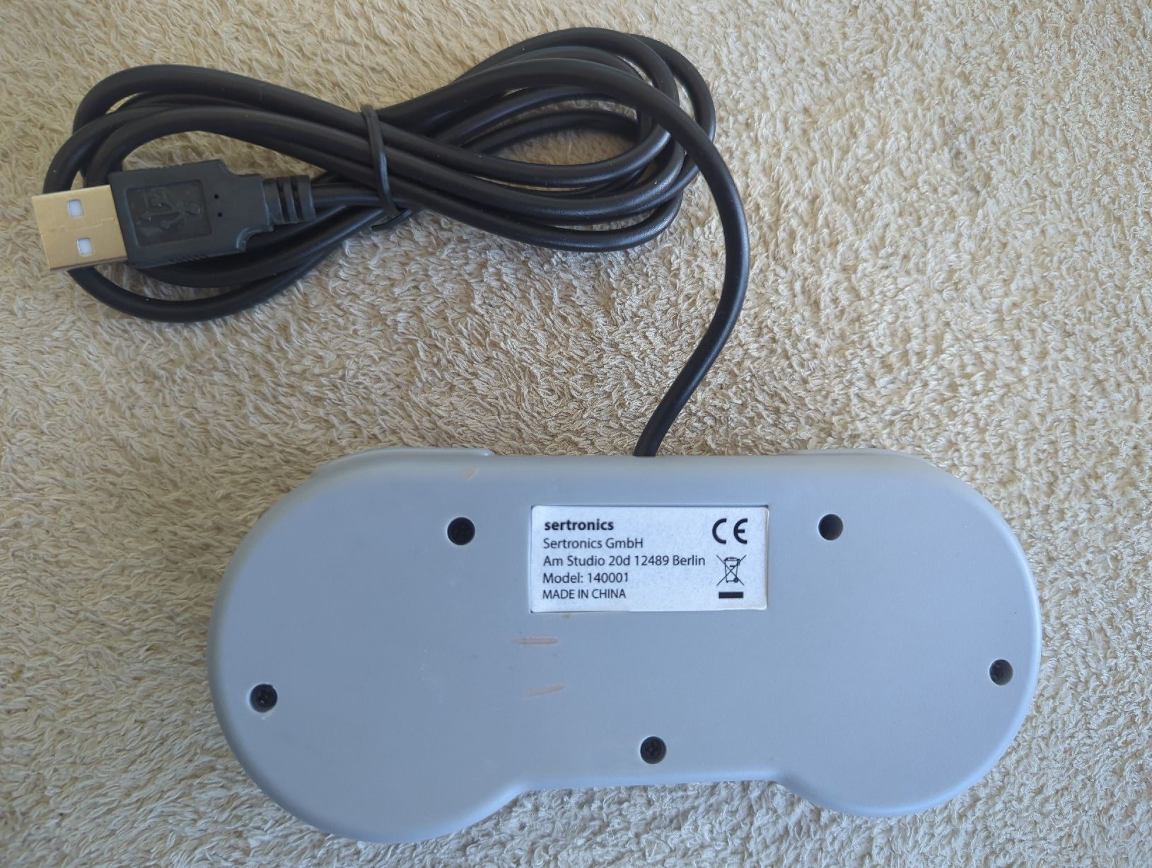 Controller: Retro USB Gamepad Setronics, Guter Zustand – Usato da Wabern venduto da poke-freak 1