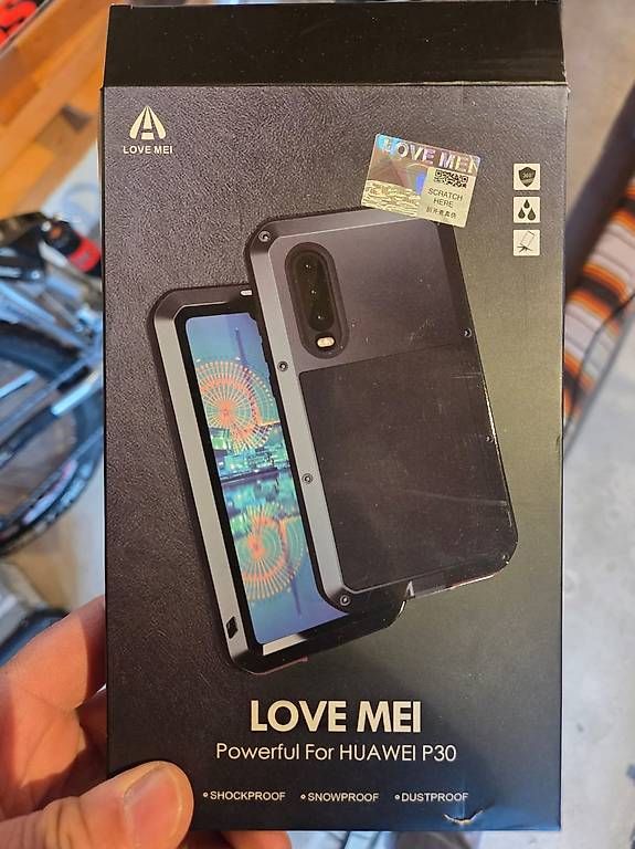 Cover & Protezioni schermo: Panzerhülle NEU zu Huawei P30 – Usato da Aeschiried venduto da Phz1
