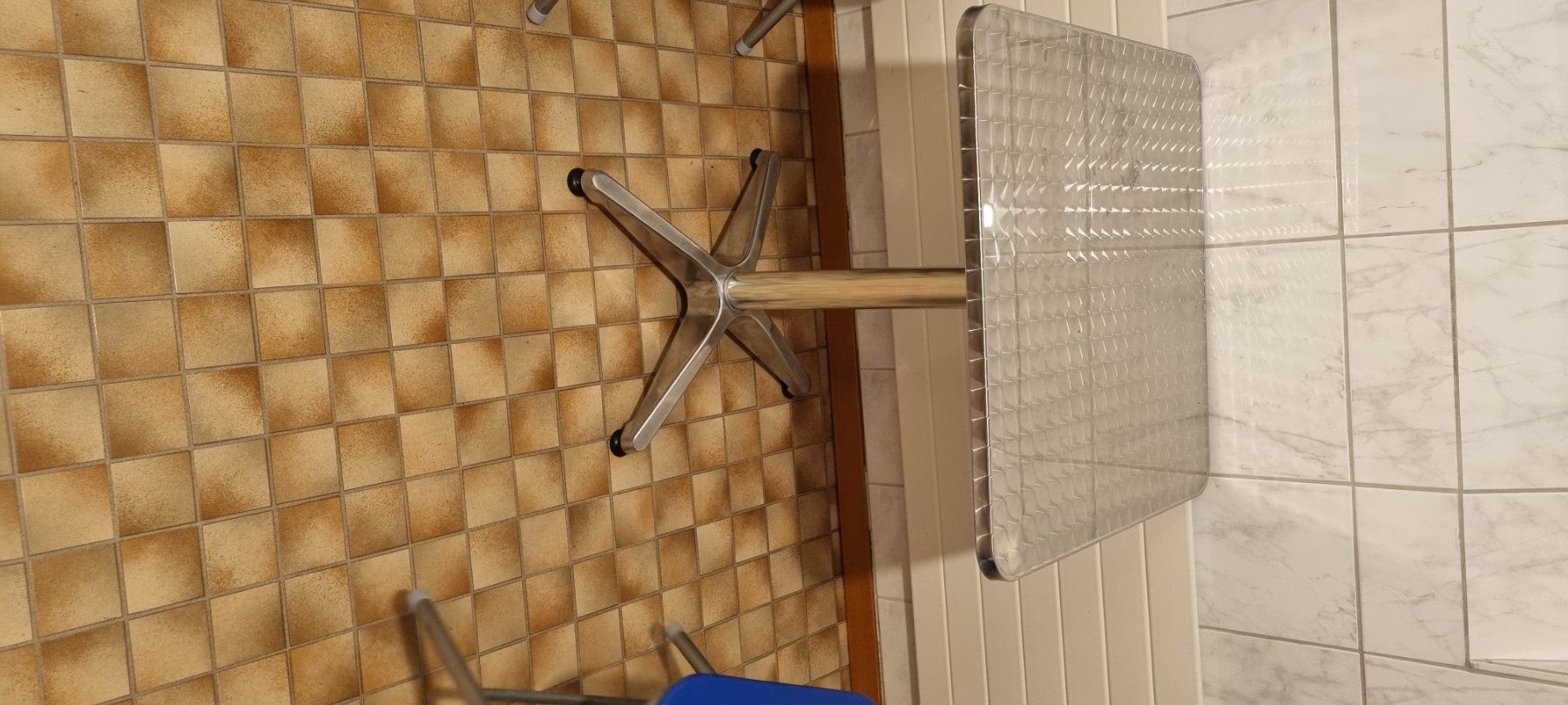 Tische: Kleiner Balkontisch – Gebraucht aus Derendingen von Rider3 2