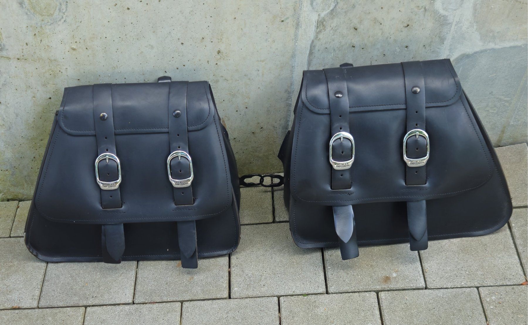Harley-Davidson Cruisers: HARLEY DAVIDSON ROCKER C FXCWC – D'occasion à Eglisau par tauschnix 6