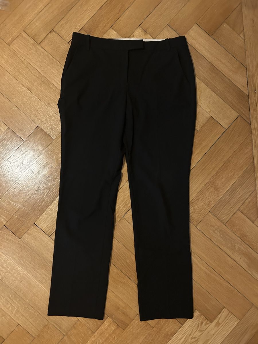Esprit Pantaloni: Stoffhose Esprit schwarz (M) – Usato da Basel venduto da stb_27