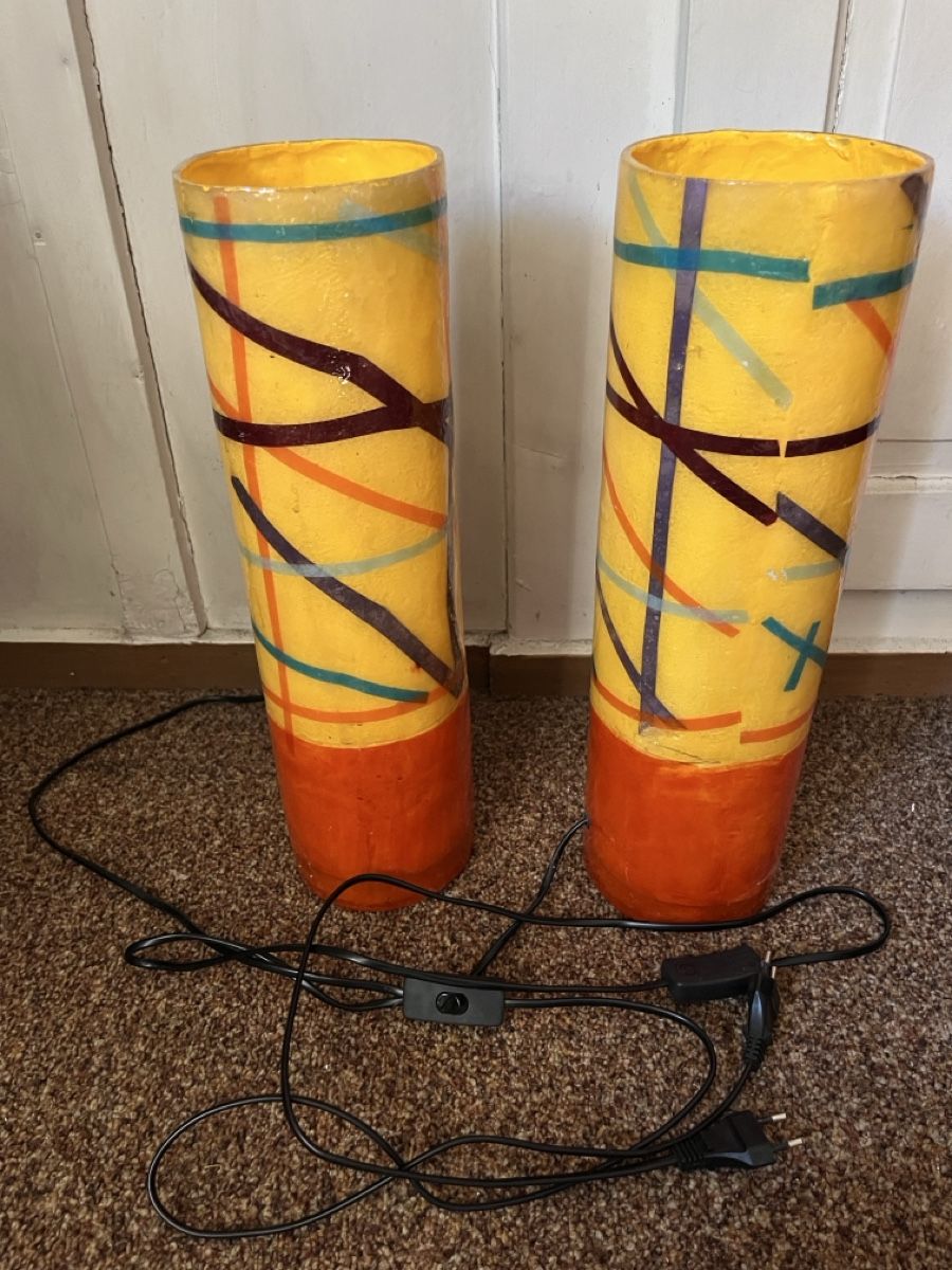 Lampade: Zwei Lampen gelb orange Muster – Usato da Bern venduto da Knucki